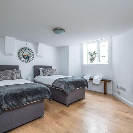 Cosy Flat In Free Parking Area, Next To Bus Stop Brighton Exterior foto