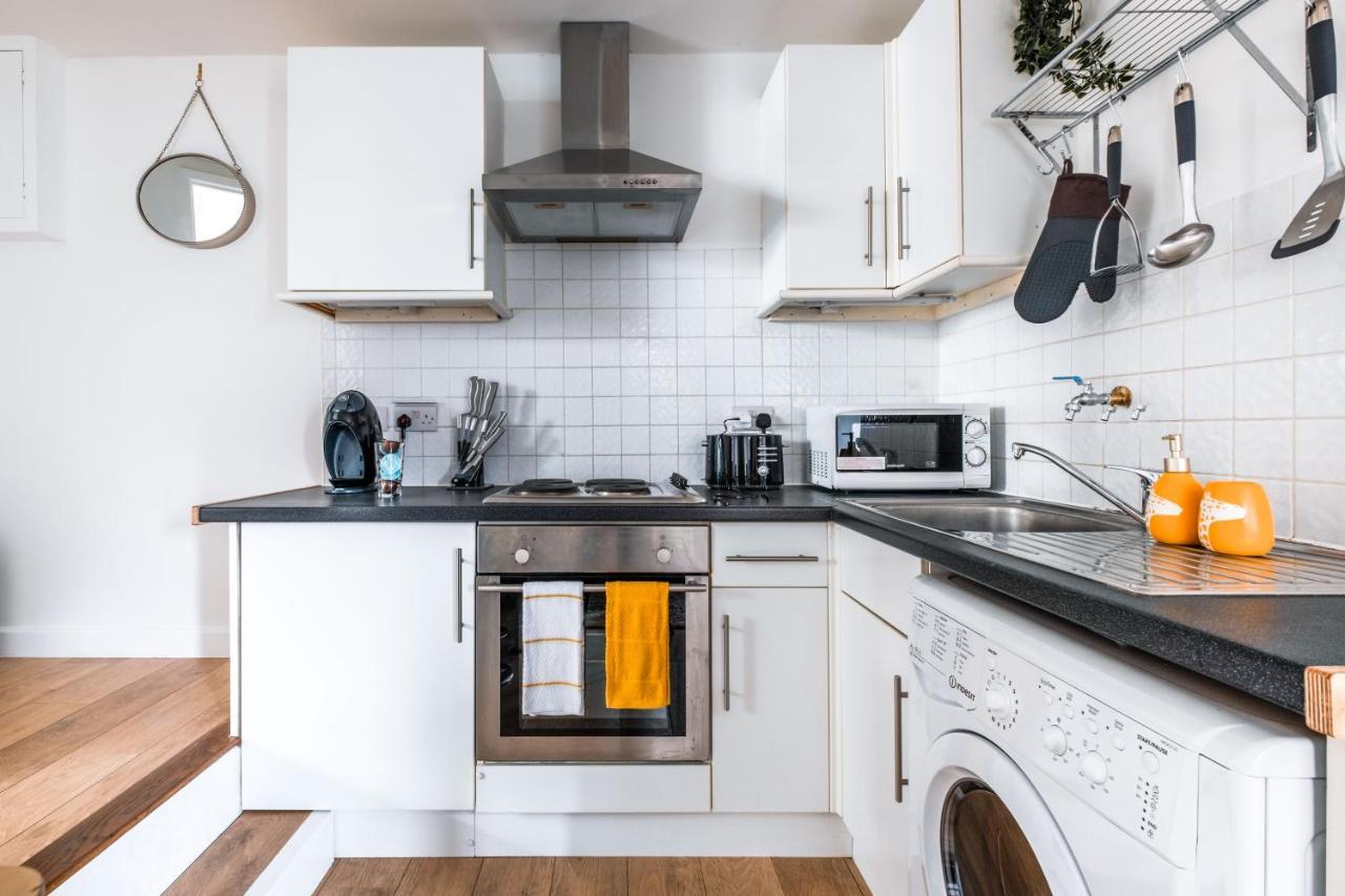 Cosy Flat In Free Parking Area, Next To Bus Stop Brighton Exterior foto